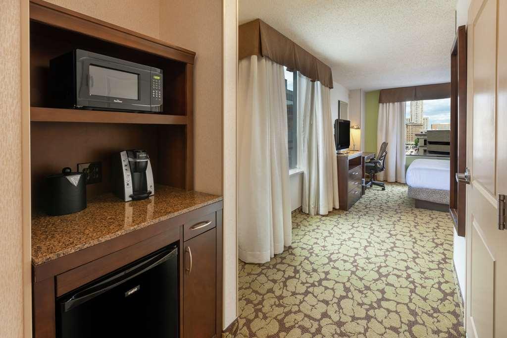 Hilton Garden Inn Pittsburgh University Place Oda fotoğraf