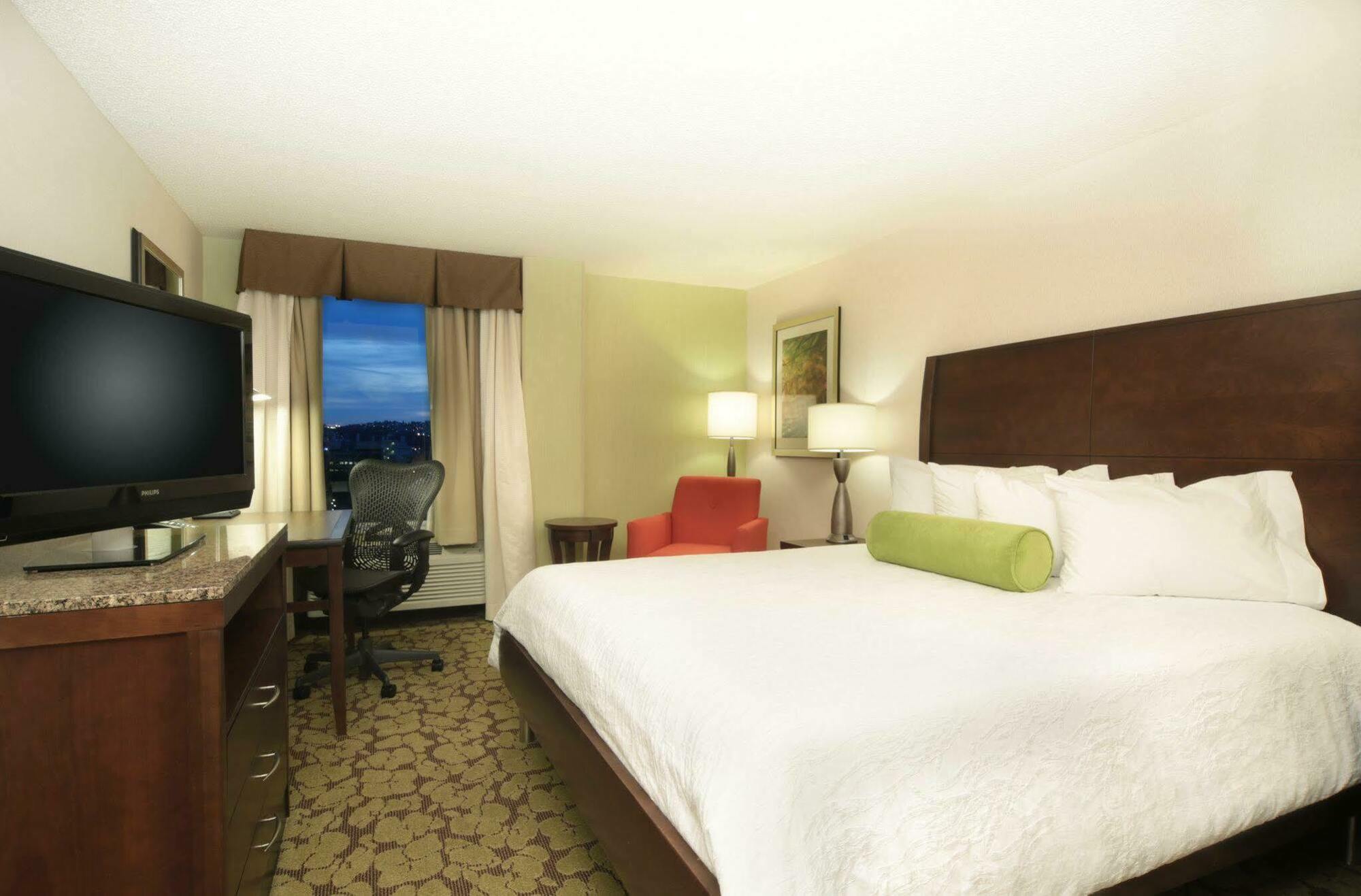 Hilton Garden Inn Pittsburgh University Place Dış mekan fotoğraf